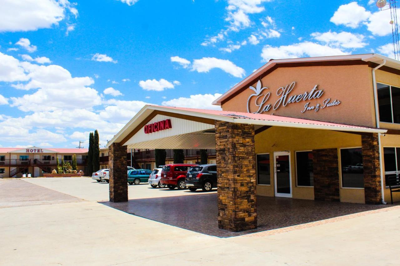 La Huerta Inn & Suites Cuauhtémoc المظهر الخارجي الصورة