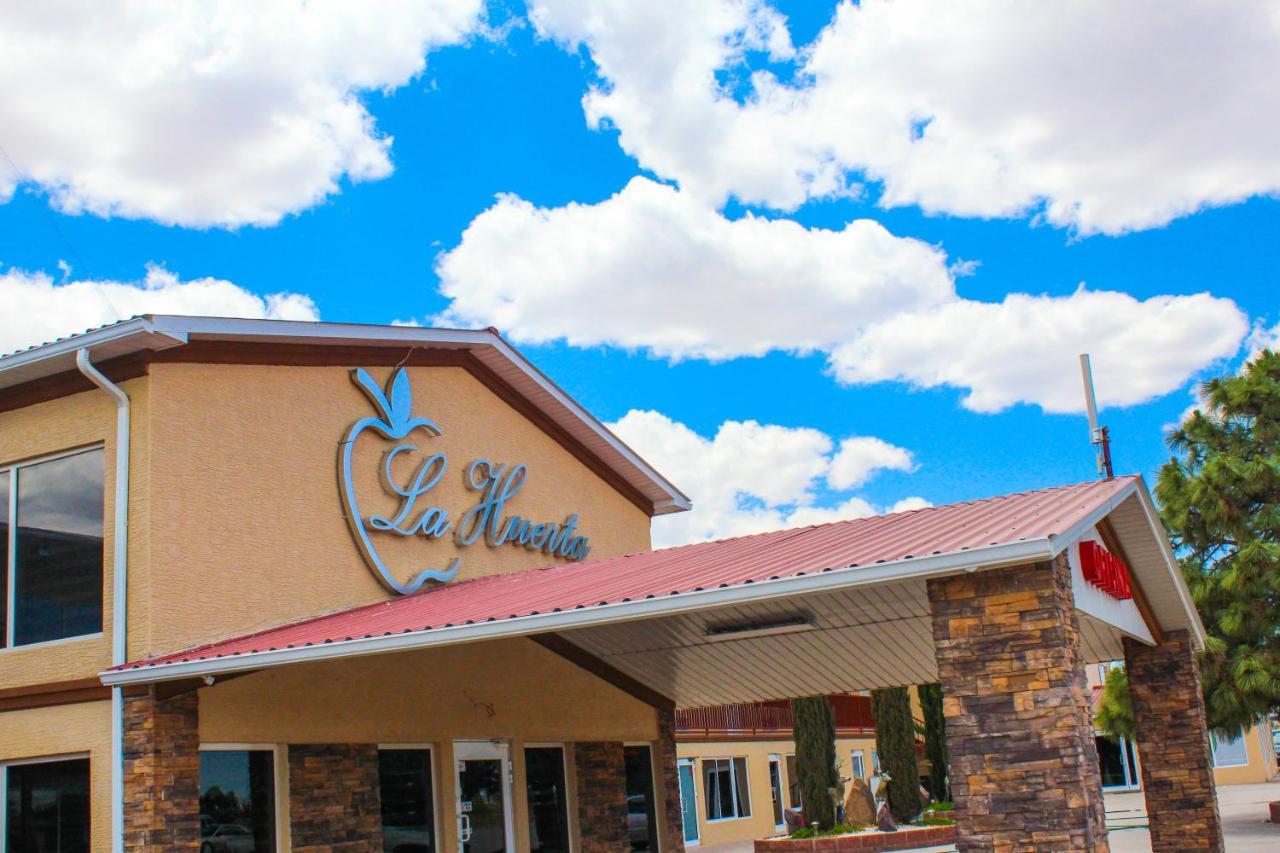 La Huerta Inn & Suites Cuauhtémoc المظهر الخارجي الصورة