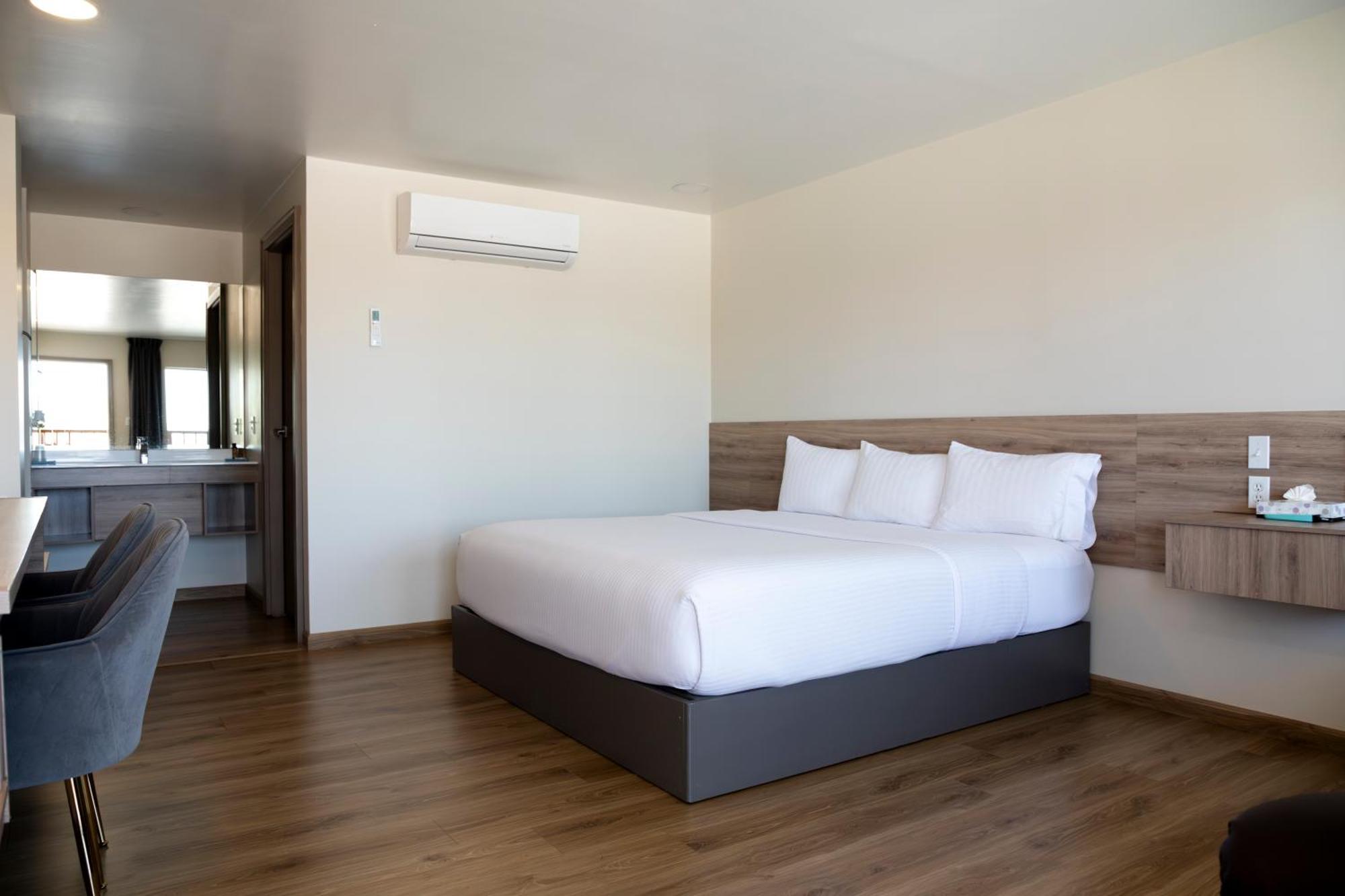 La Huerta Inn & Suites Cuauhtémoc المظهر الخارجي الصورة