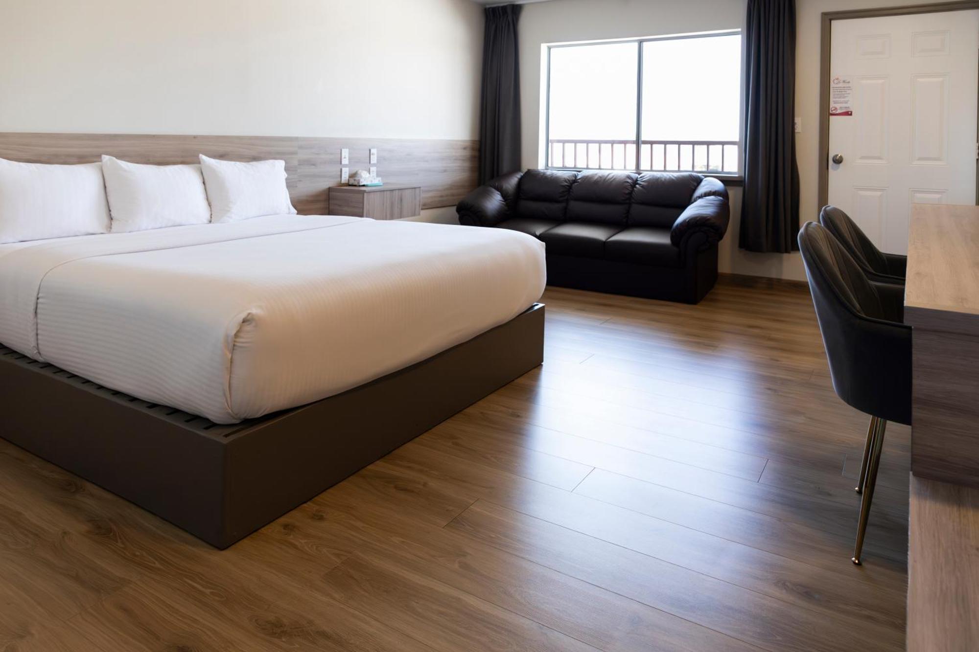 La Huerta Inn & Suites Cuauhtémoc المظهر الخارجي الصورة